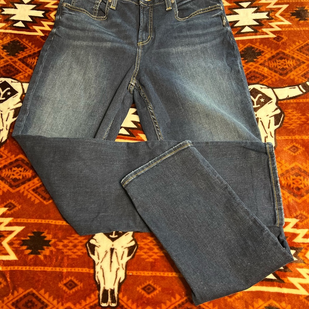 Silver Jeans Avery Straight Blue Denim